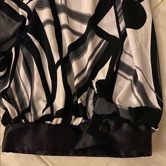 CDW Creative Design Works Inc. WOMAN - Picture 7 of 8